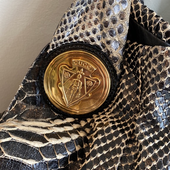 Gorgeous Gucci hysteria convertible Top handle bag Python -large - Picture 3 of 10